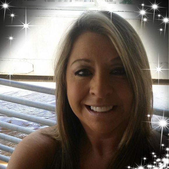 Meet your Posher, Stacy - Picture 1 of 1